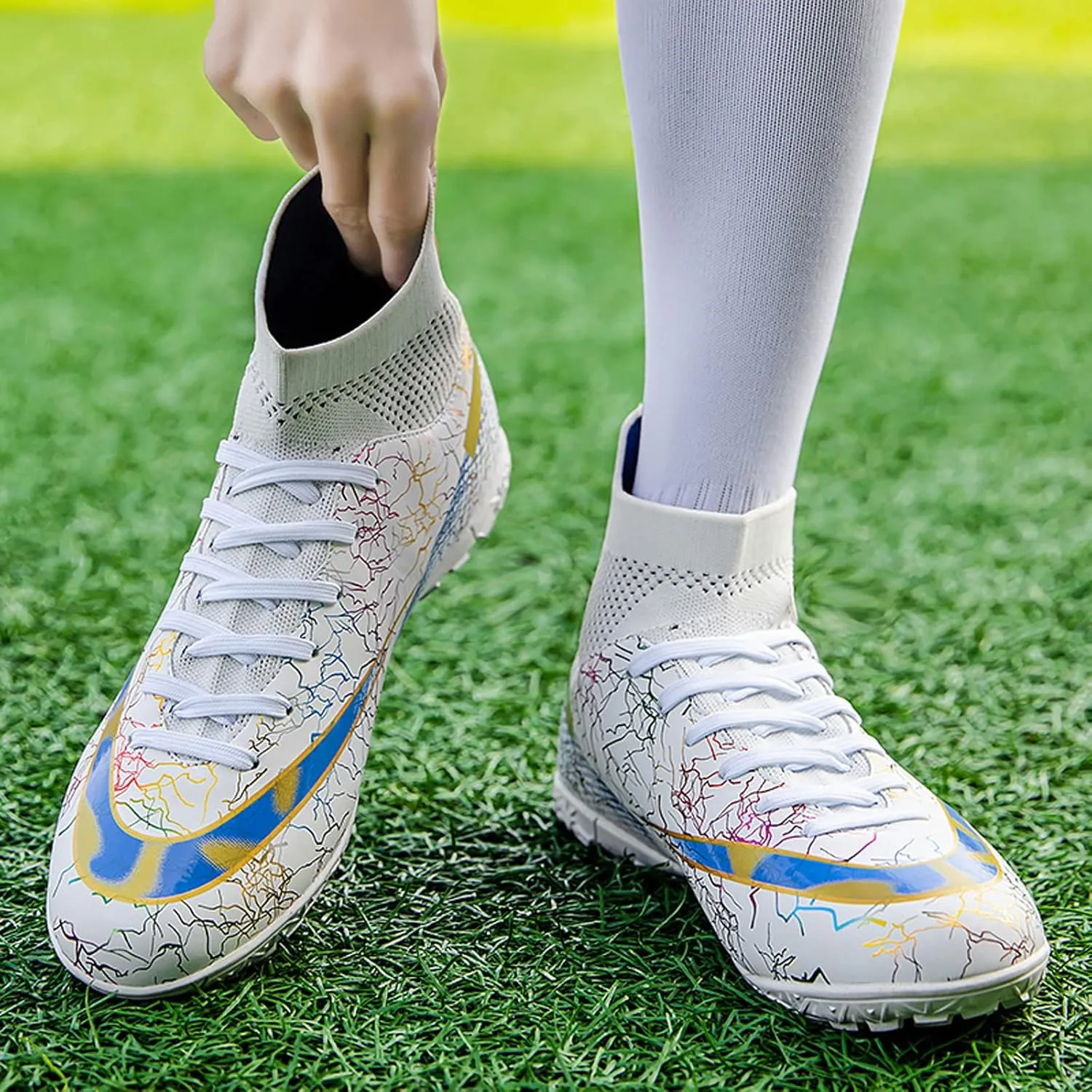 CERYTHRINA Mens Athletic Soccer Boots Kids High-Top Cleats Football Soccer Shoe Outdoor Professional Turf Non-Slip Competition Trainings Sneaker