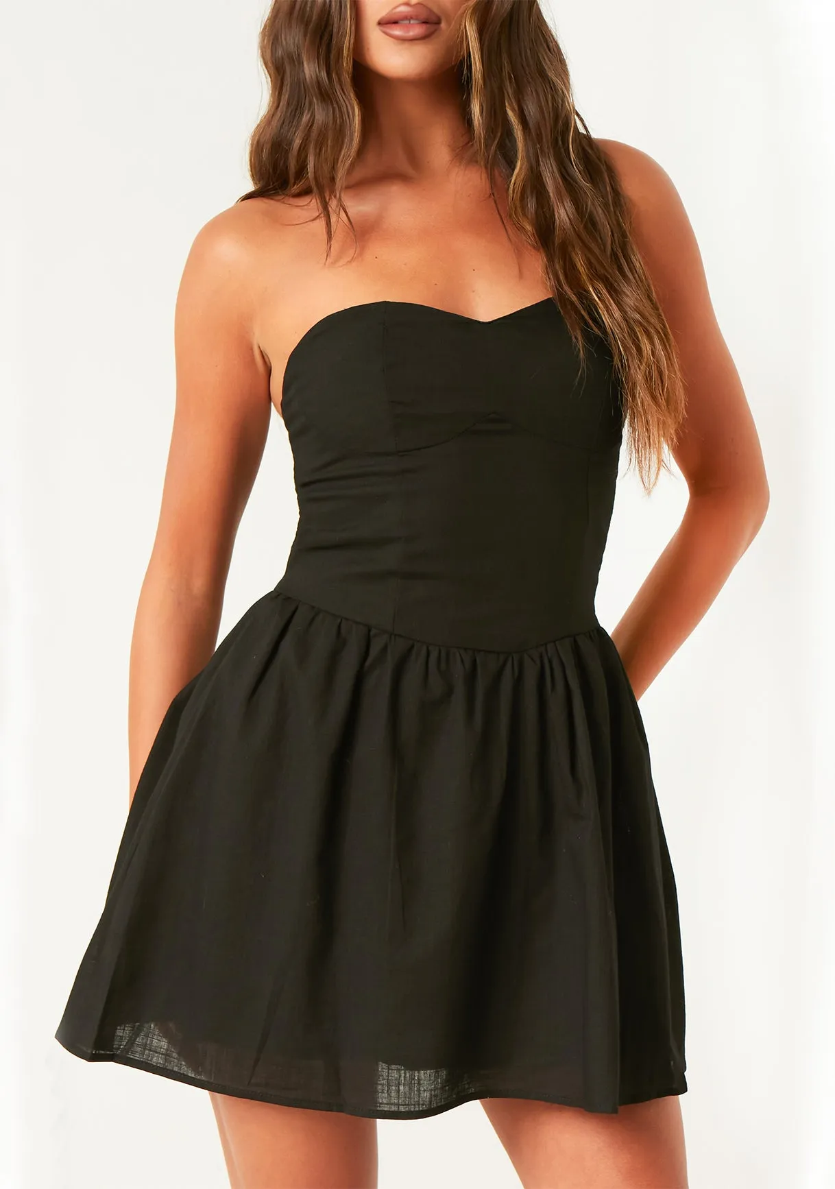 Charlotte Black Sweetheart Neckline Mini Skater Dress