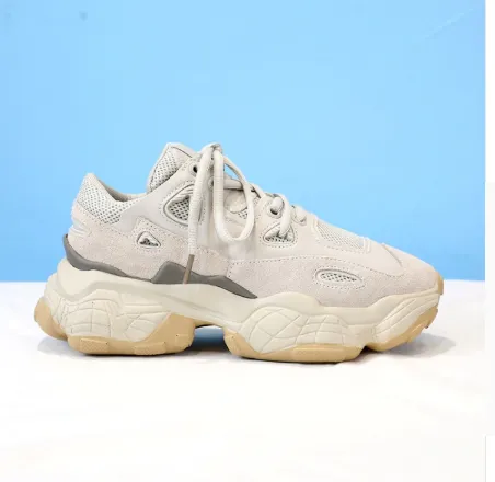 Women's Spring/Autumn Fashionable Casual Sneakers