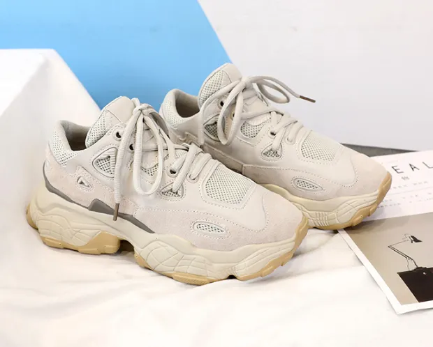 Women's Spring/Autumn Fashionable Casual Sneakers