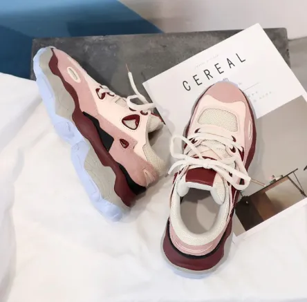 Women's Spring/Autumn Fashionable Casual Sneakers